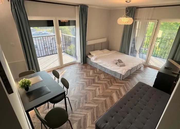 Premium Centrum * 弗罗茨瓦夫